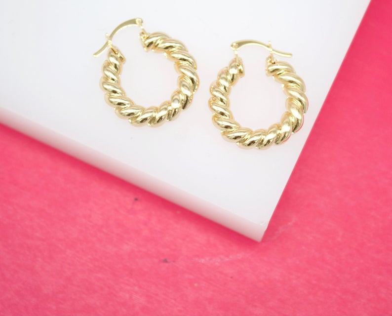 18K Gold Filled Croissant Twist Hoops Lever Back Earrings (K239)